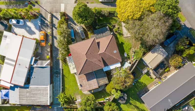 27 Burndale Terrace, Manurewa