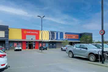 Popular Retail Complex Ashburton