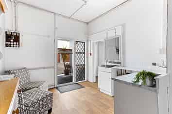 Henderson Valley Retail/Showroom Unit