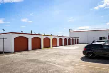 Henderson Valley Retail/Showroom Unit