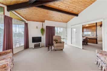 17 Burton Place, Owhata