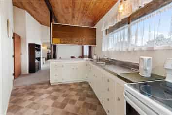 17 Burton Place, Owhata