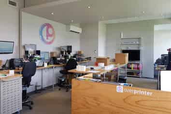 East Tamaki warehouse with showroom/office