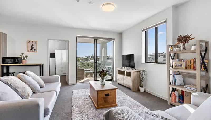 303/1904 Great North Road, Avondale