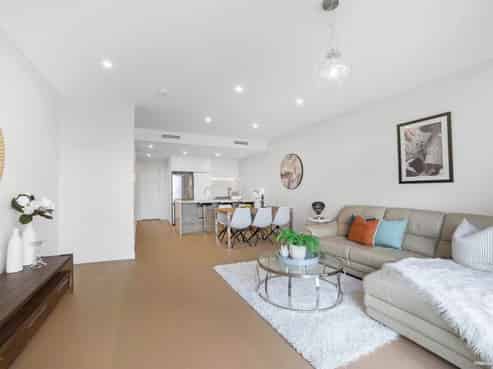 67D Lake Road, Belmont