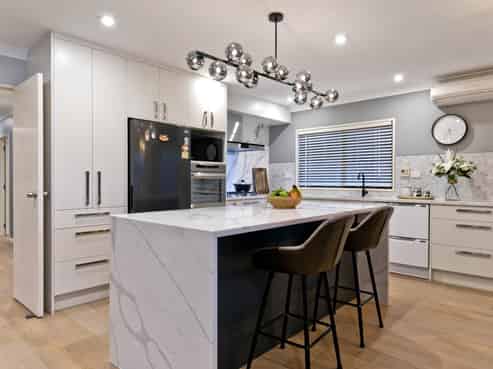 3 Advance Way, Albany