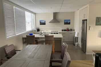 Premium Grey Lynn Retail Showroom