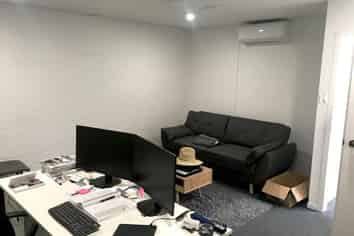 RARE WIRI INDUSTRIAL UNIT FOR SALE