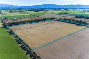 782 Wrights Road, Oxford