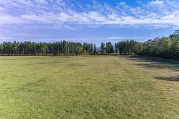 782 Wrights Road, Oxford