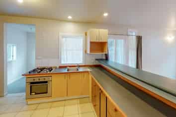 14b Bridge Street, Rongotai