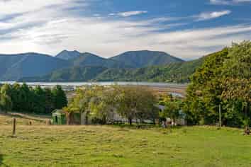 9 Main Road, Havelock