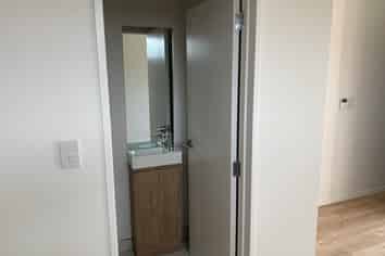 4B Trengove Place, West Harbour