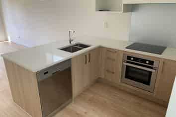 4B Trengove Place, West Harbour