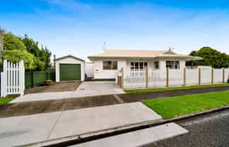 57 Murray Avenue, Hawera