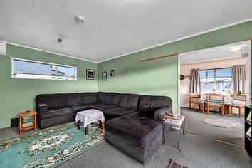 57 Murray Avenue, Hawera