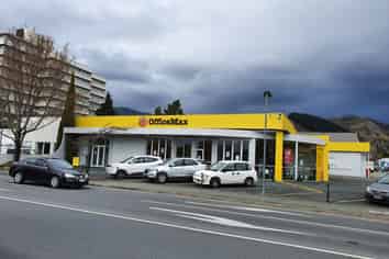 Prime High Profile Location | Nelson