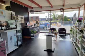 Commercial freehold - $450,000 + GST (if any)