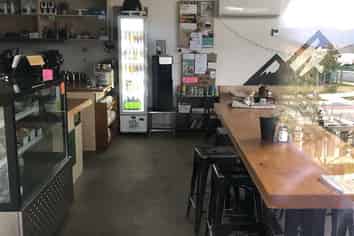 Double Down in Albert Town