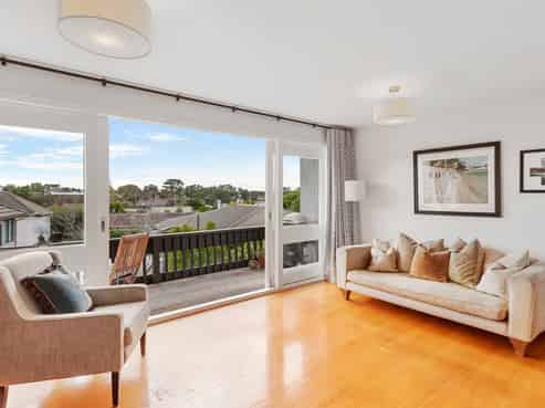 1A Whytehead Crescent, Kohimarama