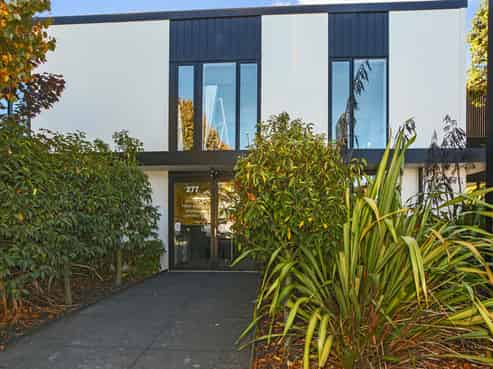 Leased Investment or Owner Occupy with Income