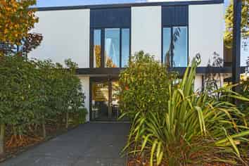 Leased Investment or Owner Occupy with Income