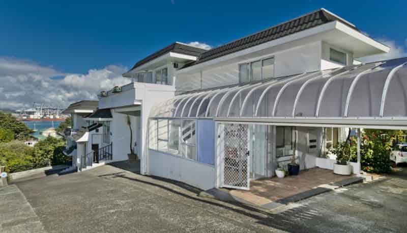 1/47 Clarence Street, Devonport