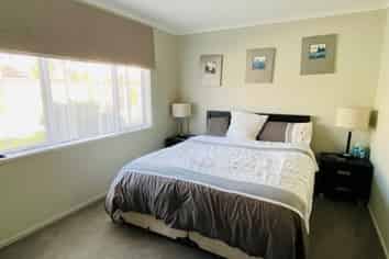 14 Kiwa Crescent, Gulf Harbour