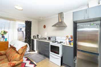 2a Burrows Place, Frankton