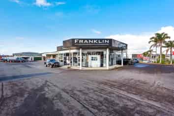 Henderson Showroom & Warehouse