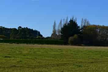 -- Fortification Road, Totara