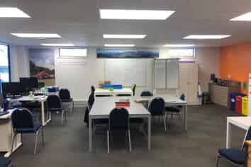 Immaculate Seaside Office