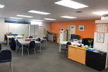 Immaculate Seaside Office