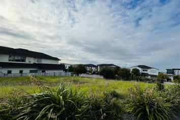 41 Caldera Drive, Long Bay