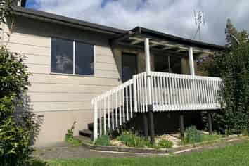 26B Ludlow Terrace, Totara Vale