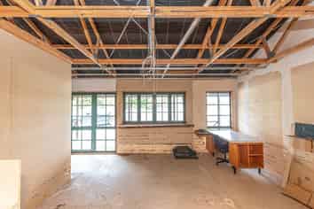 Shop 3 - Upokongaro Village Stores             