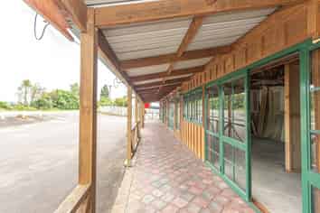 Shop 3 - Upokongaro Village Stores             