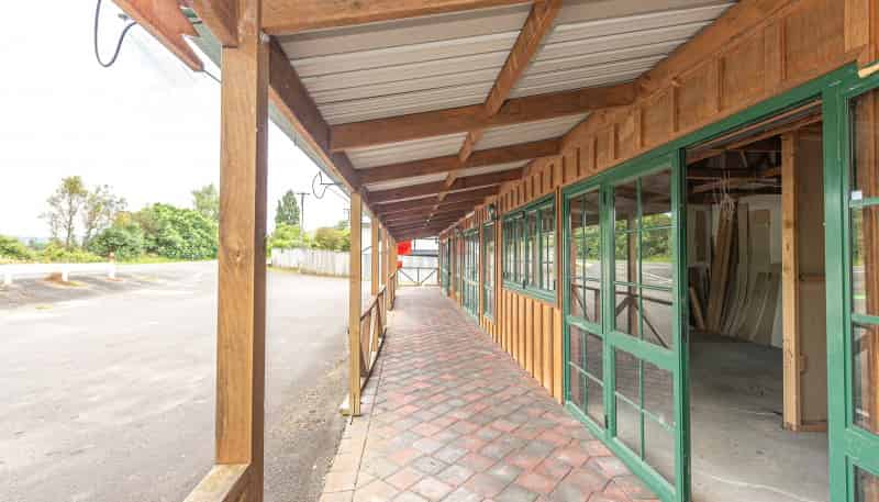 454 State Highway 4, Parikino