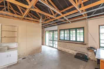 Shop 3 - Upokongaro Village Stores             