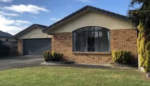 61 Cairns Crescent, Rototuna