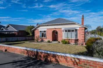 14 Harborough Street, Watlington