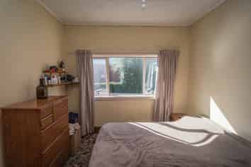 14 Harborough Street, Watlington