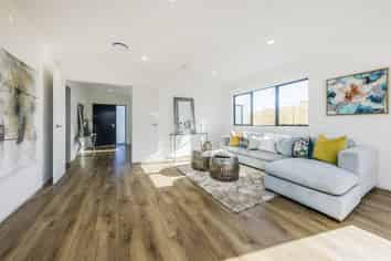 12 Whawhaki Road, Beachlands