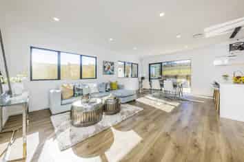 12 Whawhaki Road, Beachlands