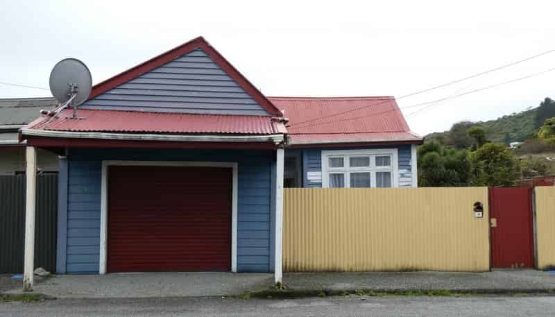 15 Thompson Street, Greymouth