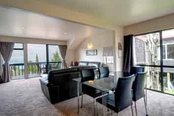 24A Dart Place, Fernhill/Sunshine Bay