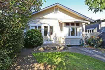 90 Kennedy Road, Napier South