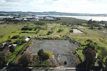 3,000sqm yard - affordable rental 