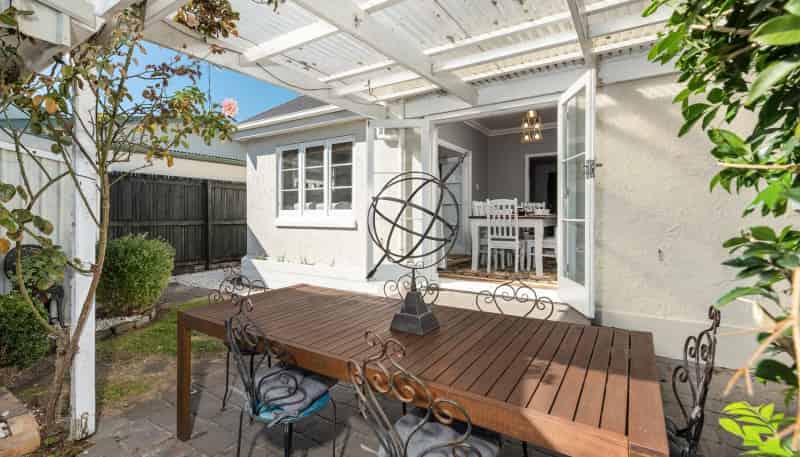 9 Bernard Street, Tauranga South