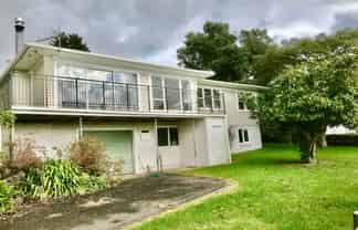 55 Grassmere Road, Henderson Valley